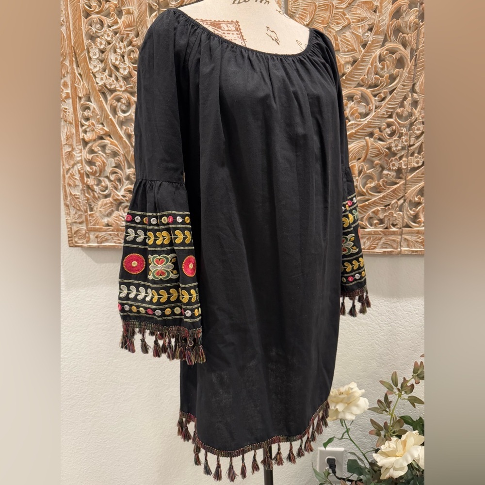 Velzera Black Boho Embroidered Tassel Trim Midi Shirt Dress- size L